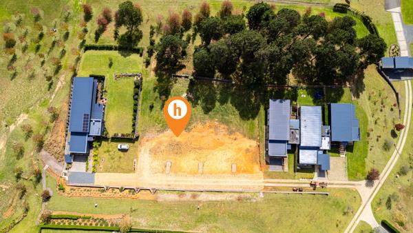650 m² Land