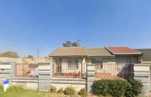 2 Bedroom House