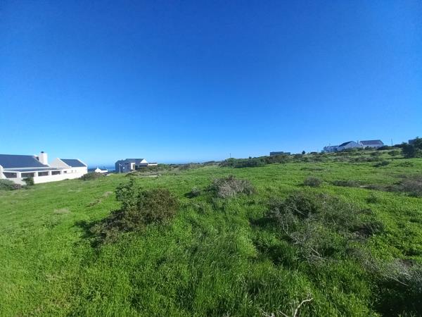 753 m² Land