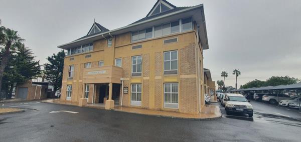 65 m² Commercial space