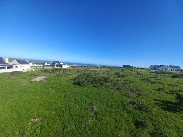 749 m² Land
