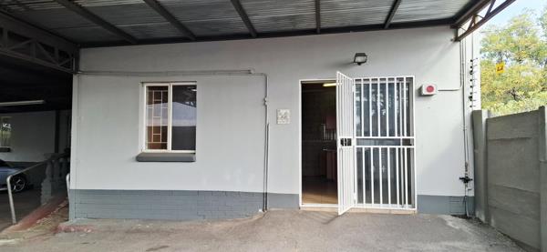 1 Bedroom Garden Cottage