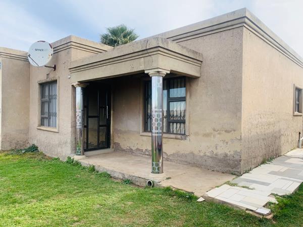 2 Bedroom House