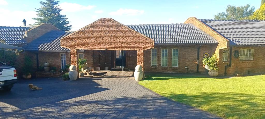 4 Bedroom House