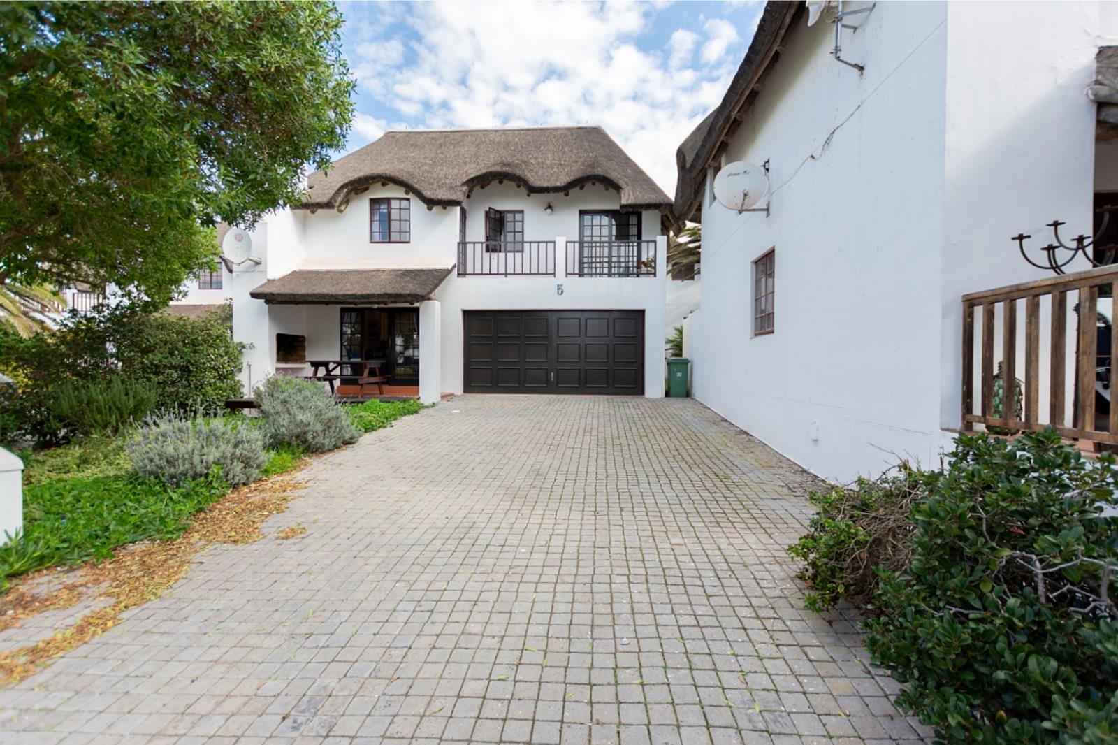 3 Bedroom House in Shelley Point