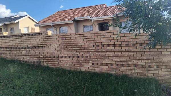 2 Bedroom House