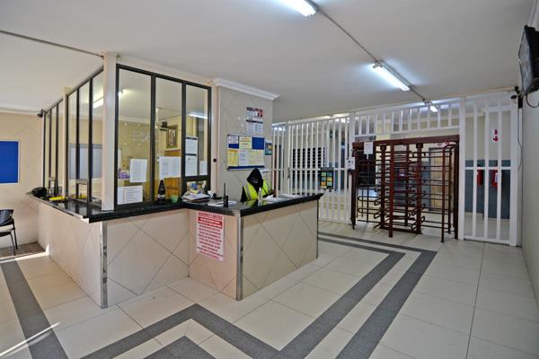 5 Bedroom Apartment