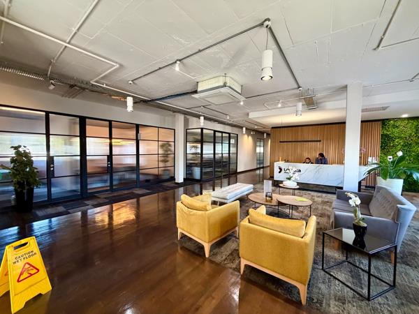1 330 m² Commercial space