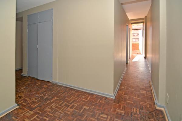 5 Bedroom Apartment