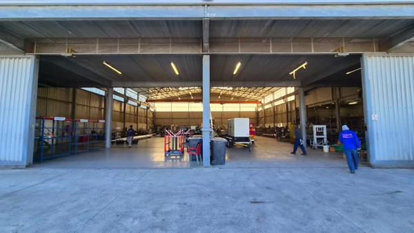 1 590 m² Industrial space