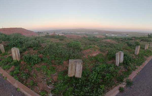 4 973 m² Land