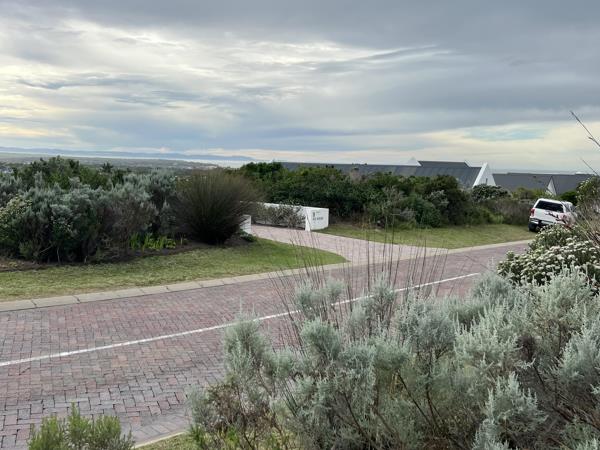 1 238 m² Land