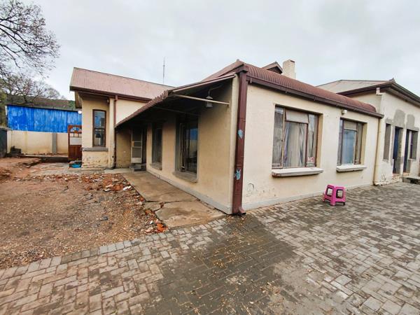 11 Bedroom House