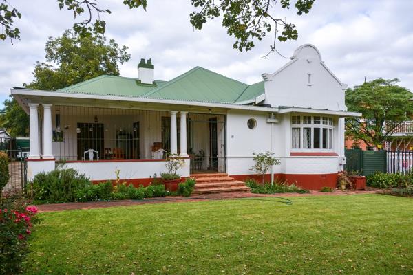 7 Bedroom House