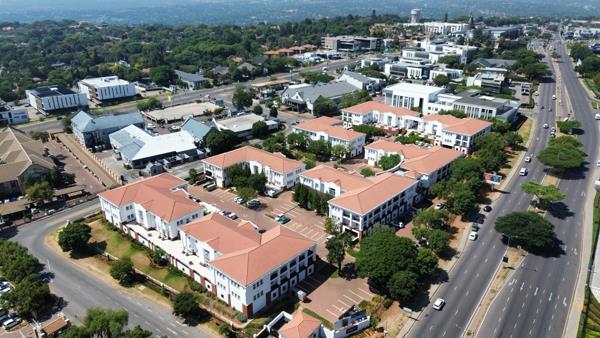 614 m² Commercial space