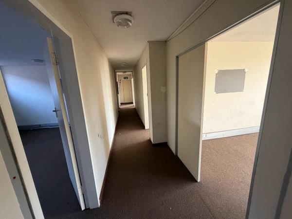 250 m² Commercial space