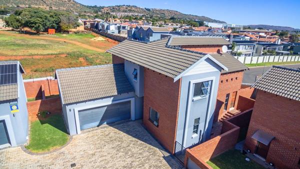 4 Bedroom Townhouse