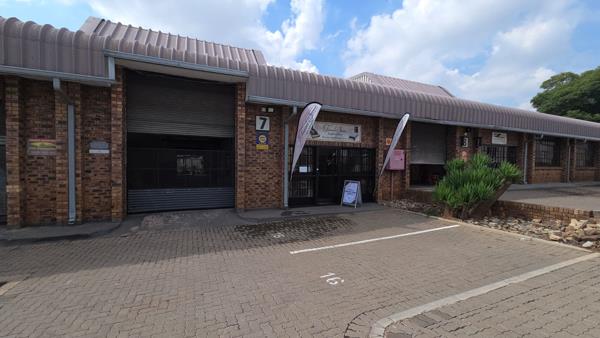 339 m² Industrial space