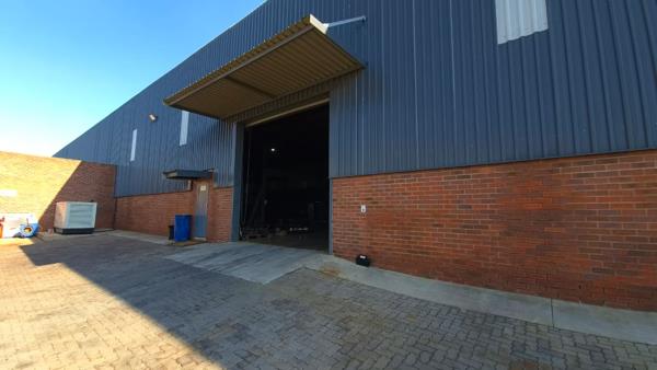 1 842 m² Industrial space