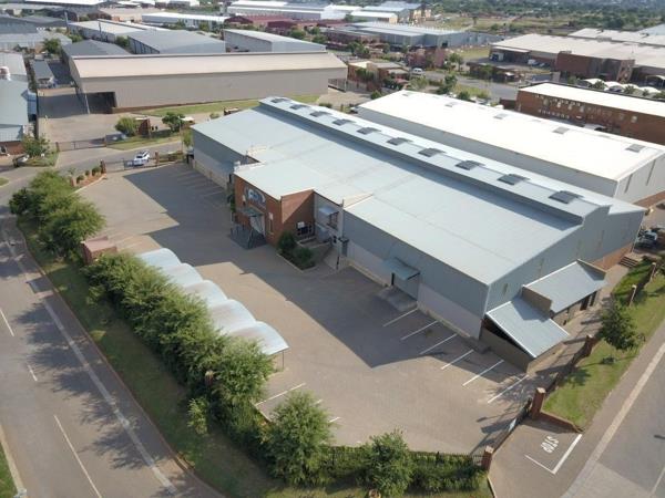 2 310 m² Industrial space