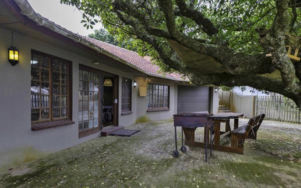 5 Bedroom House