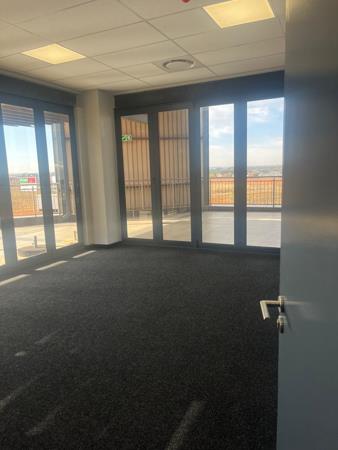 148 m² Commercial space