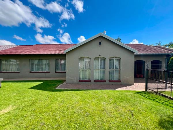 5 Bedroom House