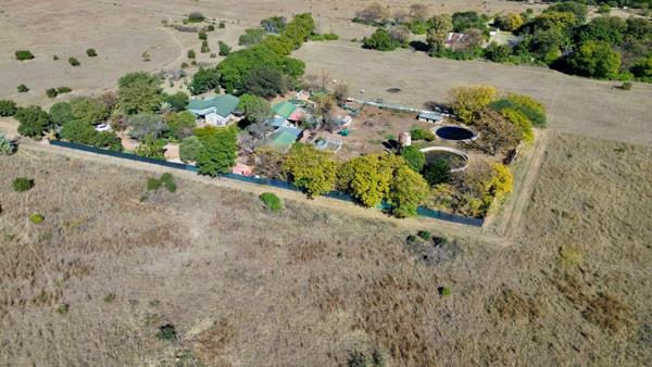 9.4 ha Smallholding