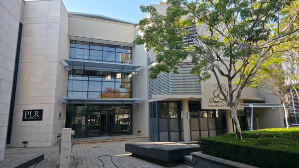 700 m² Commercial space