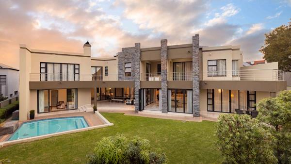 8 Bedroom House