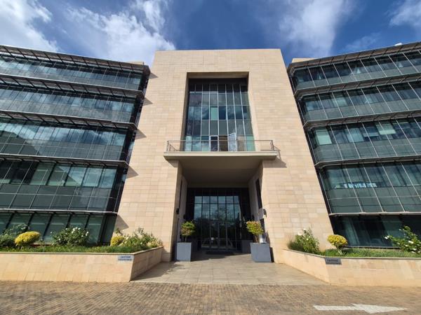 380 m² Commercial space