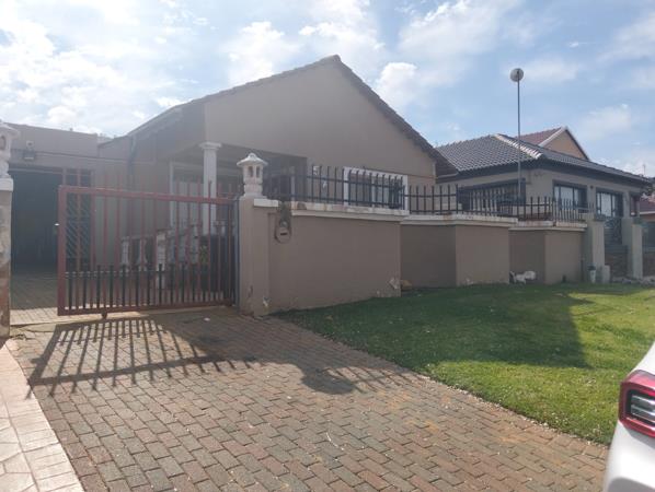 2 Bedroom House