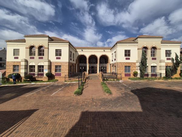 350 m² Commercial space