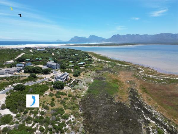692 m² Land