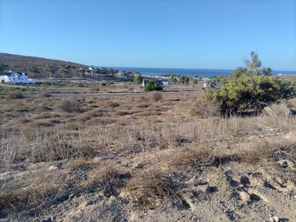 400 m² Land