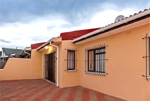 2 Bedroom House