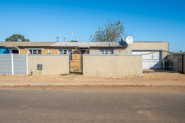 2 Bedroom House