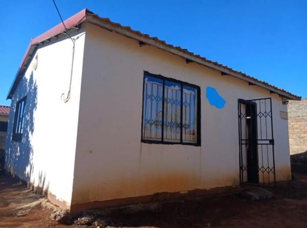 2 Bedroom House