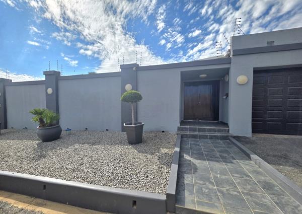 1 Bedroom Garden Cottage
