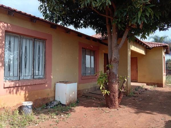 12 Bedroom House