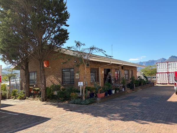 193 m² Industrial space