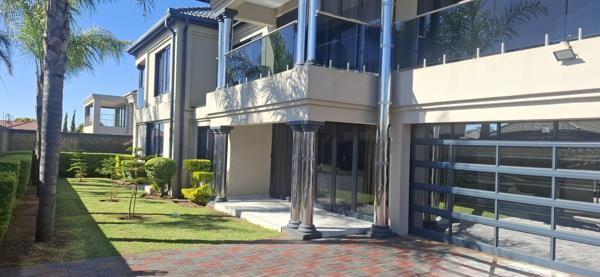 8 Bedroom House