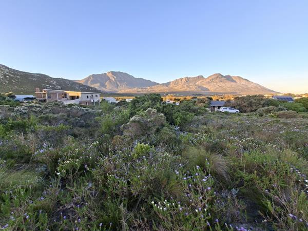 774 m² Land