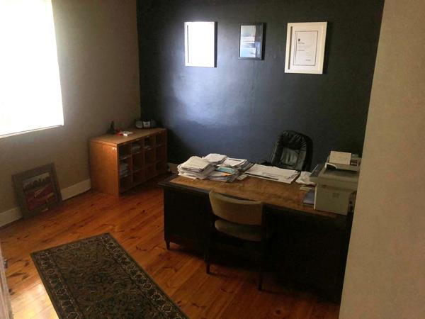400 m² Commercial space