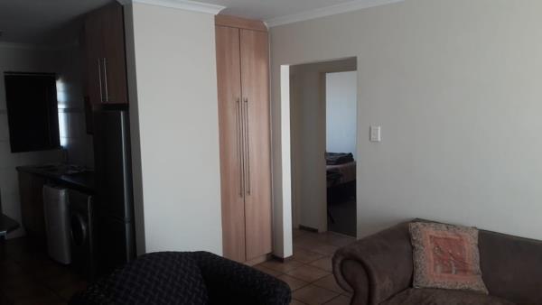 2 Bedroom Flat