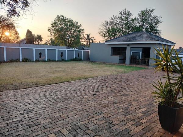 1 486 m² Commercial space