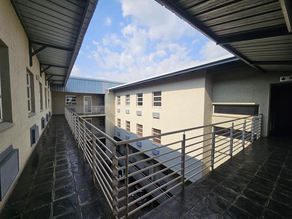 80 m² Commercial space