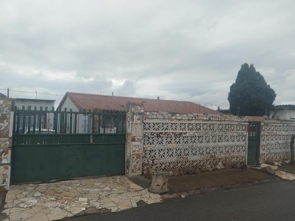 2 Bedroom House