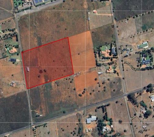 4.4 ha Land