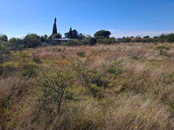 2 216 m² Land